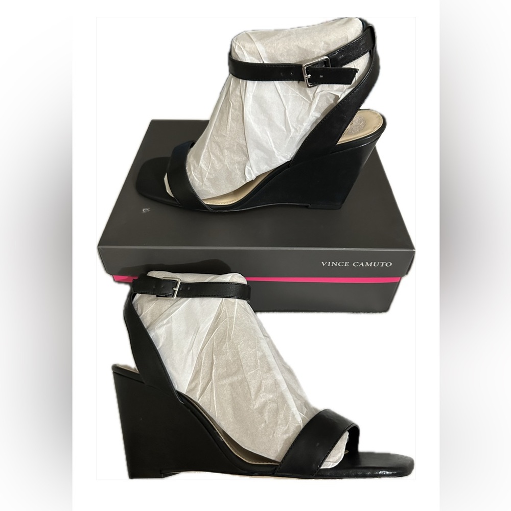Vince Camuto Black Wedge Sandal sz 11m leather